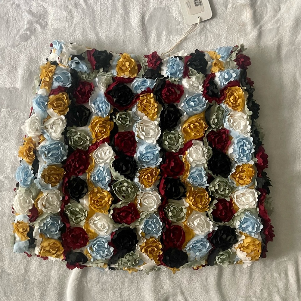 L’astiste by Amy Multicolor 3D Flower Appliqué Skirt
